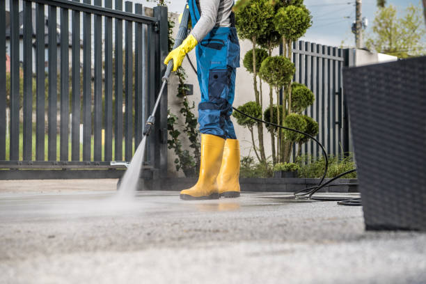 Best Animal Enclosure Cleaning  in Covelo, CA
